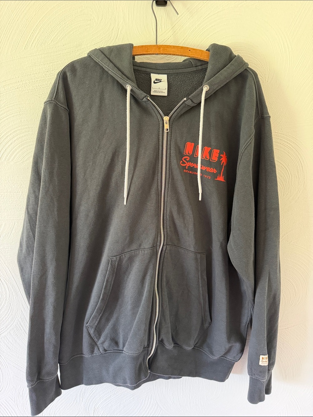 Nike Black Zip Up Hoodie with Tropical Palm and Floral Print. Size Large. - Picture 2 of 11